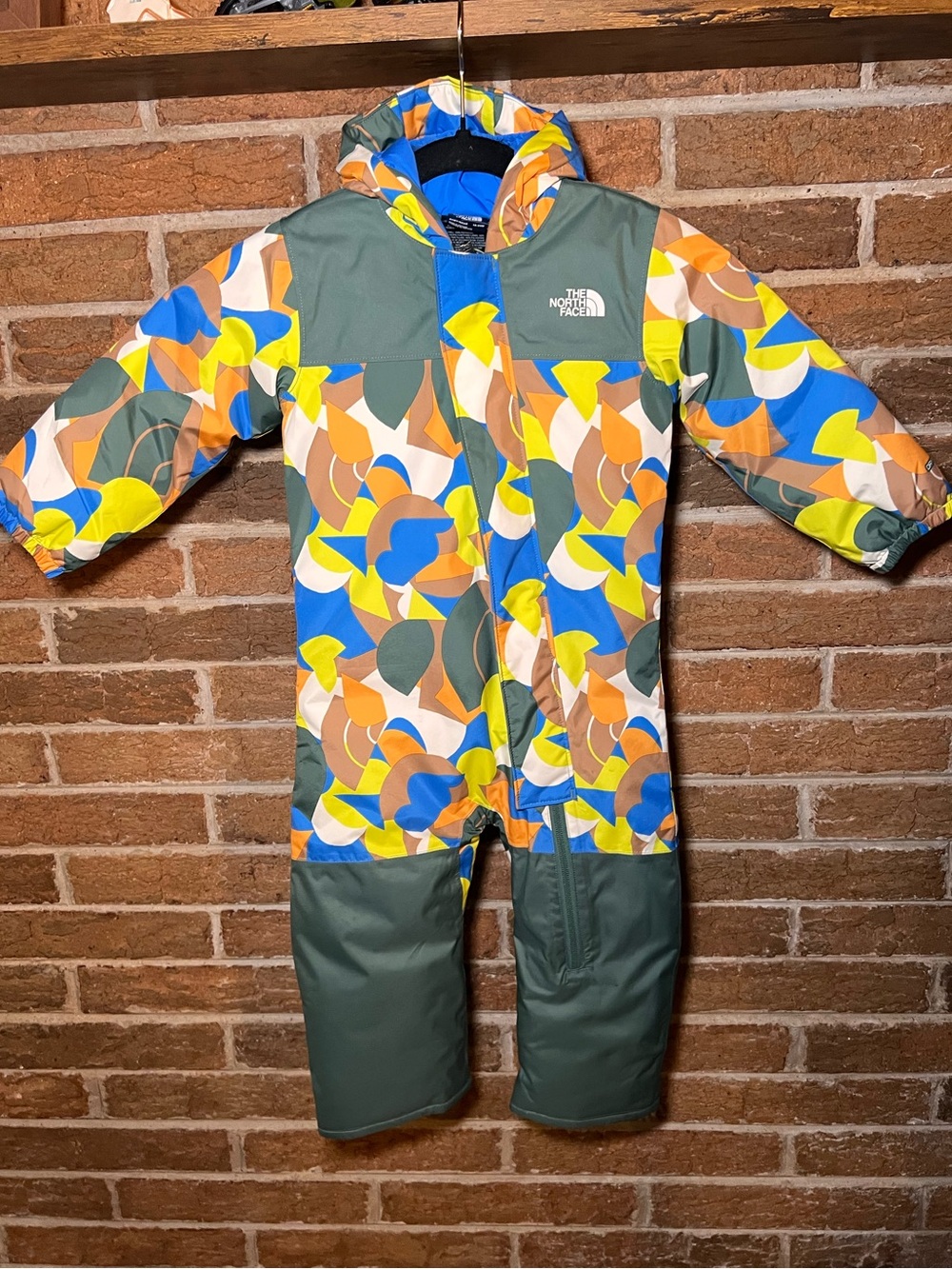 The North Face Baby Freedom Snowsuit 18-24 months - warm cozy fleece lining